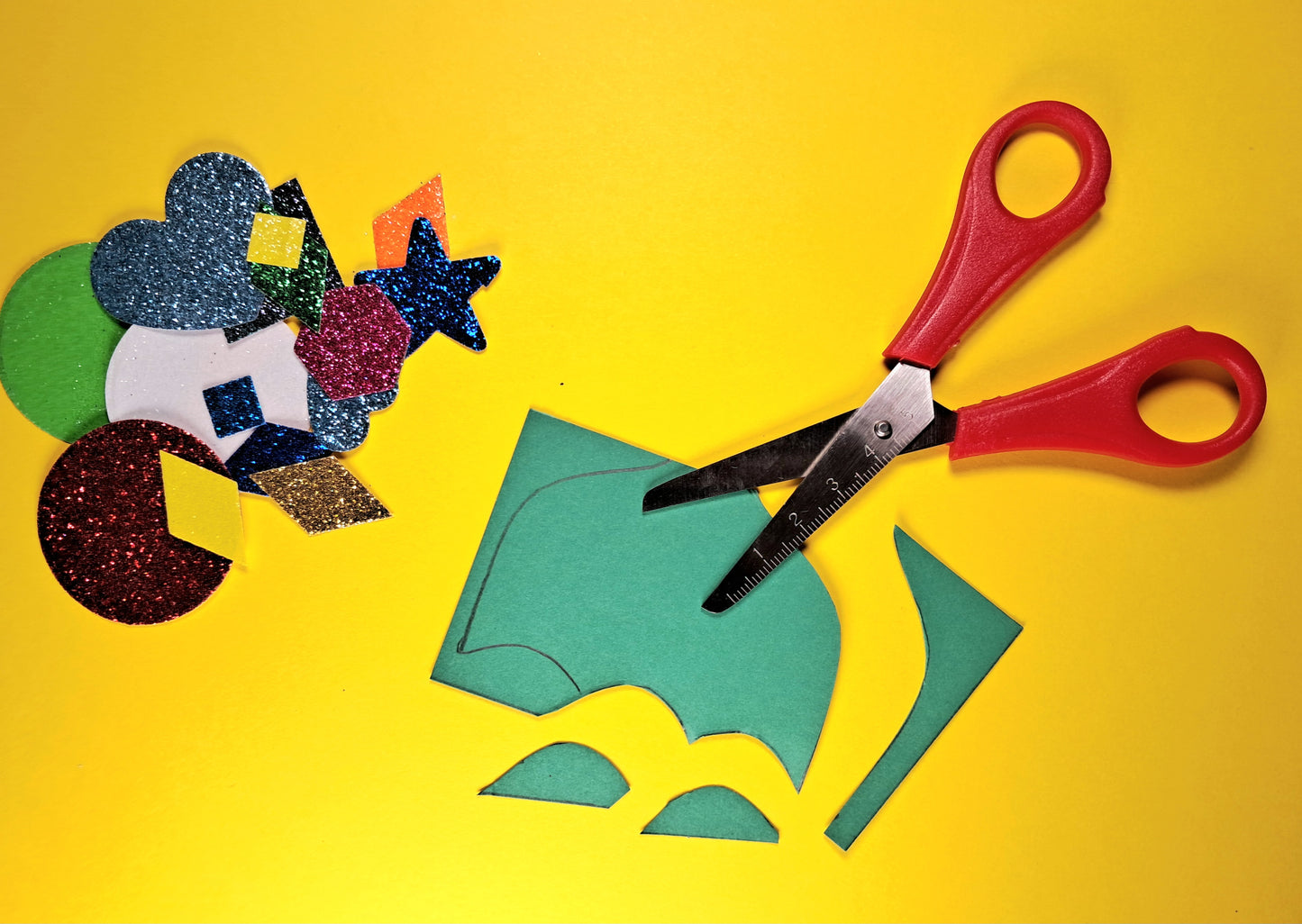 Right-handed children's scissors